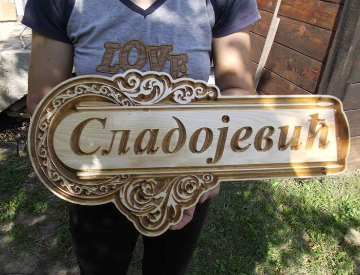 <h2>Image banner</h2>