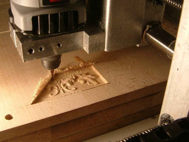 Gravure en relief sur bois fraiseuse CNC