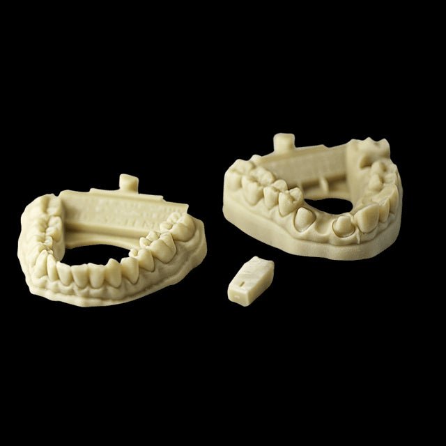 Matériau (imprimante 3D Projet 2XXX) : VisiJet M2R-TN (Dentisterie)